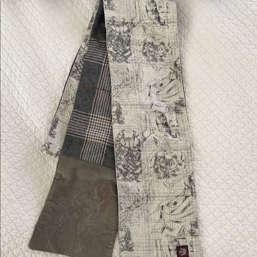 Reversible Scarf. Goorin Brothers.